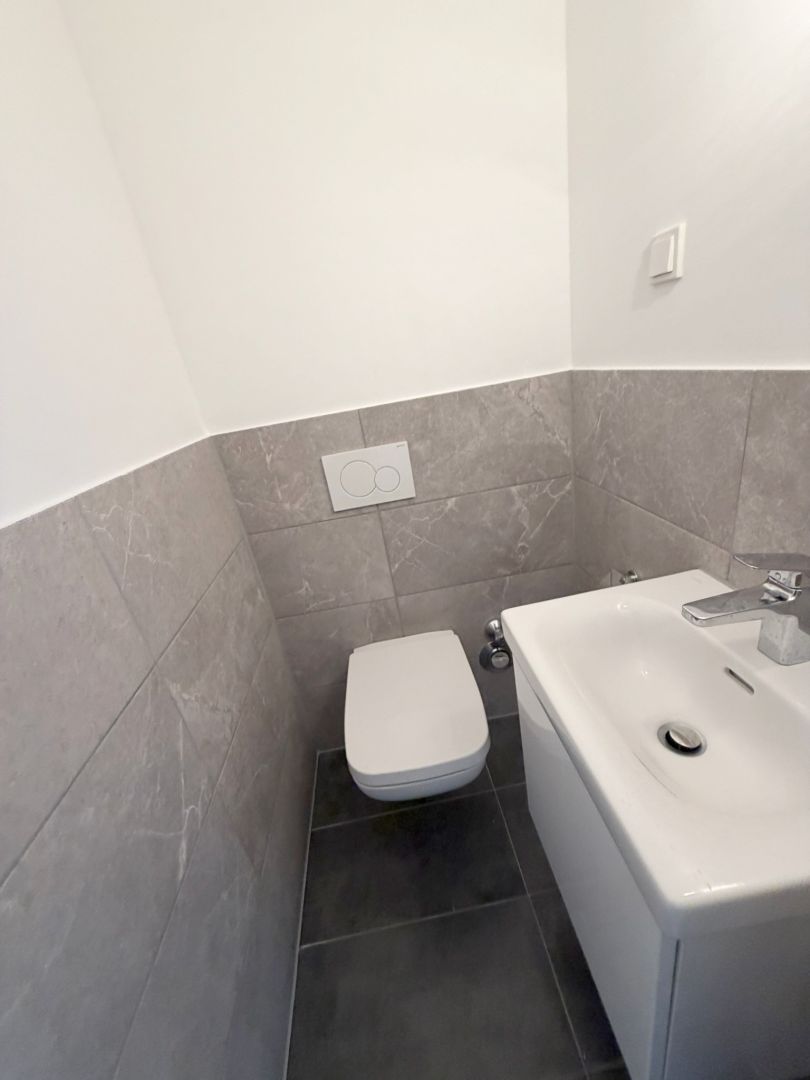 Ansicht 8 von: Neuss-City: Einziehen und Wohlfühlen - attraktive, großzügige 3-Zimmerwhg. Garten und TG-Stellplatz